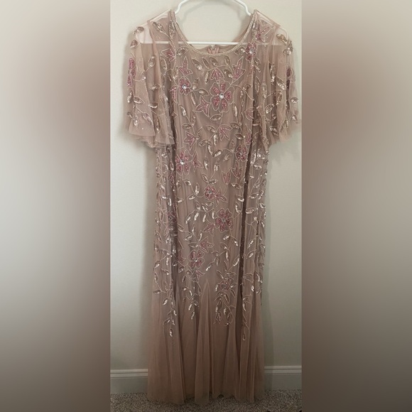 Adrianna Papell HAND BEADED SHORT SLEEVE FLORAL GODET GOWN IN BLUSH Size 18W - Picture 7 of 16